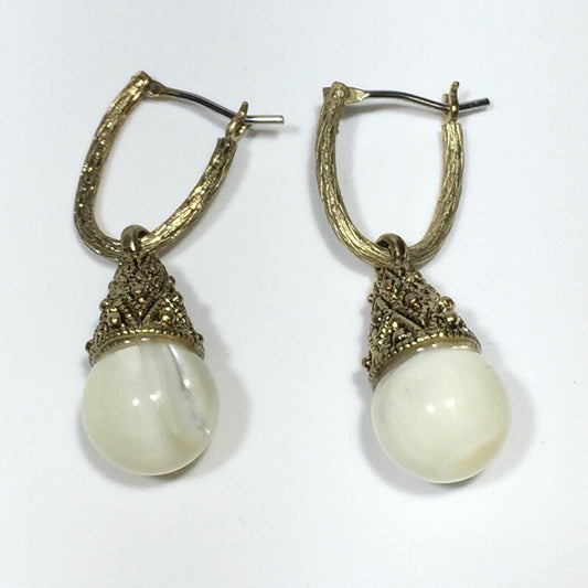 Shell Pearl Antique Gold Earrings